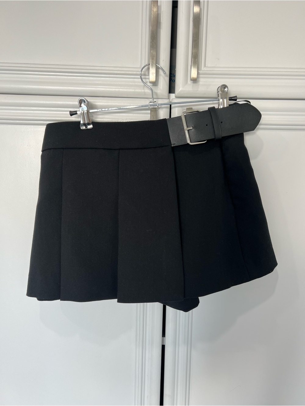Black Zara Pleated Mini Skort with Belt